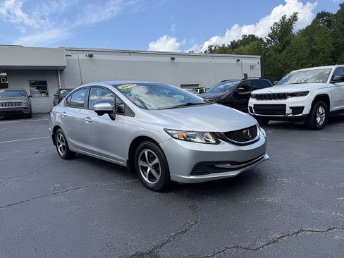 Used 2015 Honda Civic SE image 7