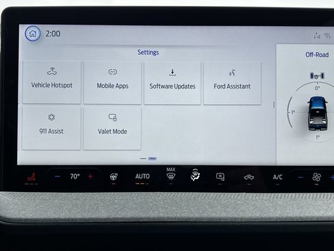 New 2025 Ford Maverick XLT w/ XLT Luxury Package image 28