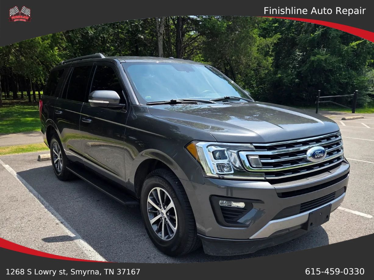 Used 2018 Ford Expedition XLT w/ Equipment Group 201A RWD image 3