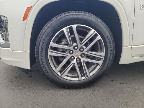 Used 2022 Chevrolet Traverse High Country image 33