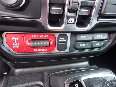 New 2025 Jeep Gladiator Willys image 20