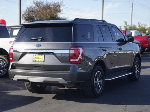 Certified 2021 Ford Expedition XLT image 6