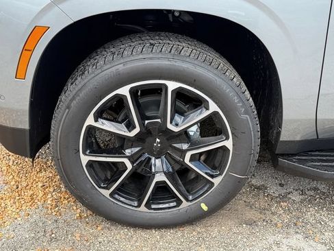 New 2026 Chevrolet Tahoe RST w/ Comfort Package AWD/4WD image 10