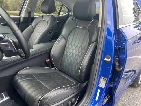 Used 2019 Genesis G70 2.0T Advanced w/ Dynamic Package image 12