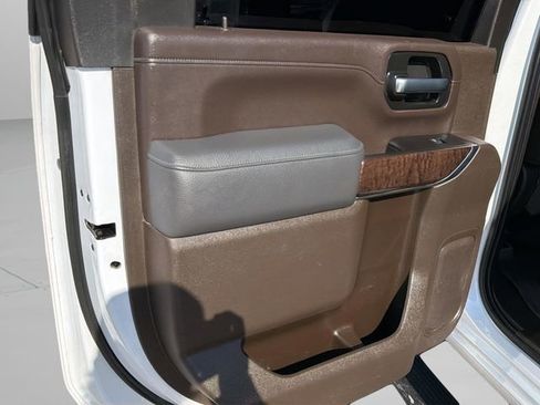 Used 2021 GMC Sierra 2500 Denali w/ Denali Ultimate Package image 15