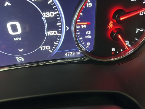 Used 2024 GMC Terrain Denali image 12