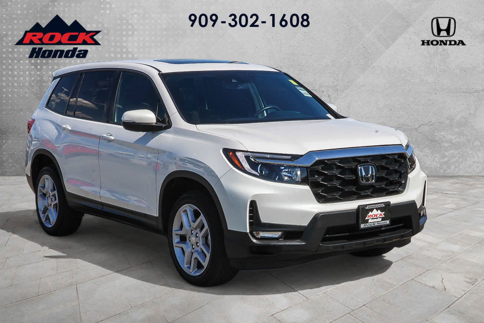 Certified 2024 Honda Passport EX-L image 3