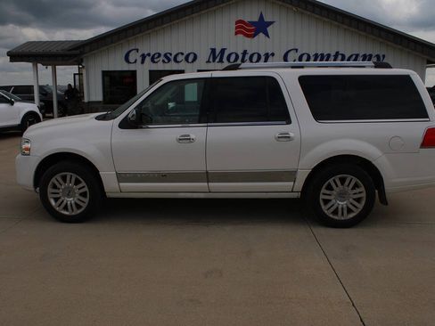 Used 2012 Lincoln Navigator L 4WD image 8