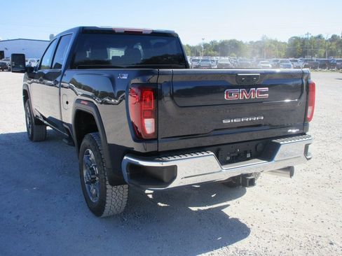 New 2026 GMC Sierra 2500 SLE w/ SLE Value Package; image 10