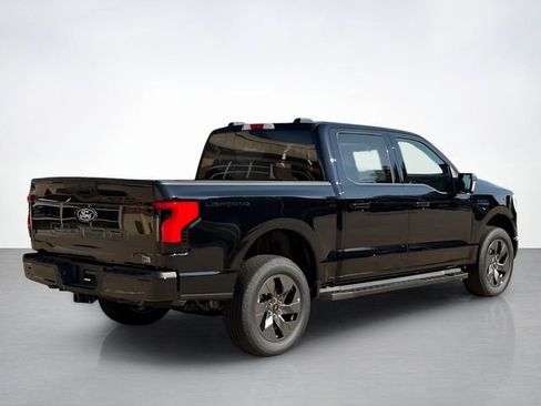 New 2025 Ford F150 Lightning Flash image 3