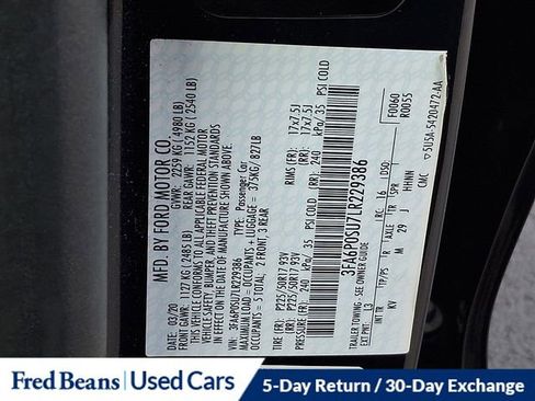Used 2020 Ford Fusion Energi Titanium image 27