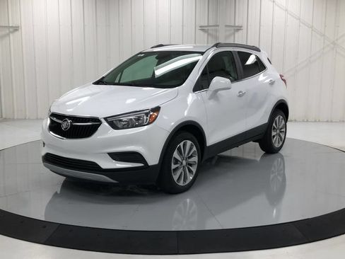 Used 2020 Buick Encore Preferred FWD image 4