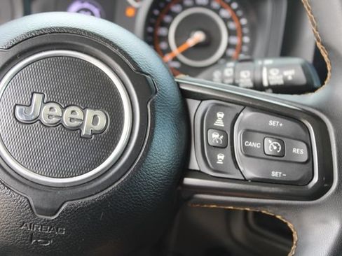 Used 2024 Jeep Wrangler Unlimited Sport AWD/4WD image 20