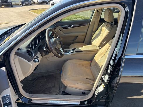 Used 2014 Mercedes-Benz C 250 C 250 image 19