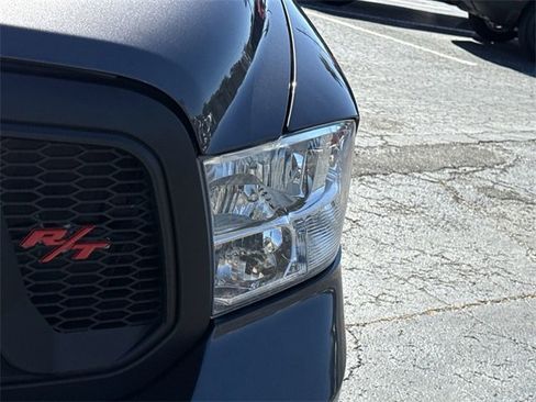 Used 2015 RAM 1500 Express image 17