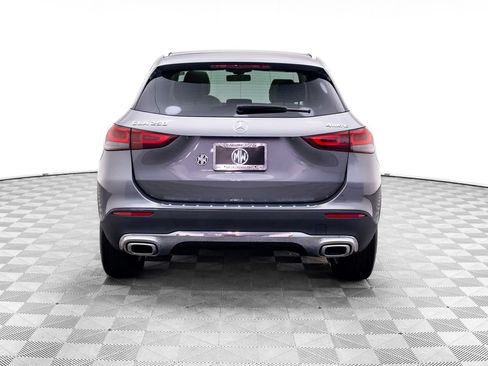 Used 2023 Mercedes-Benz GLA 250 4MATIC w/ Premium Package image 4