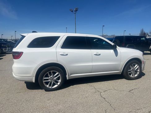 Used 2023 Dodge Durango GT image 2