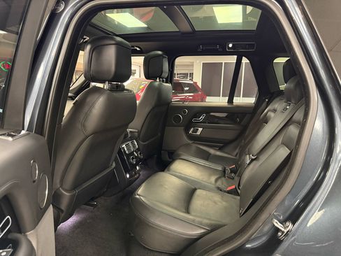 Used 2019 Land Rover Range Rover HSE image 33