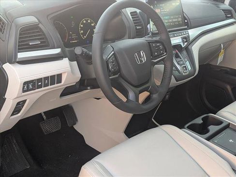 New 2026 Honda Odyssey EX-L image 3