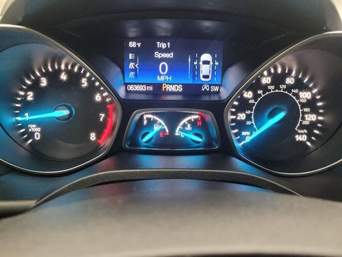 Used 2018 Ford Escape Titanium w/ Ford Safe & Smart Package image 23