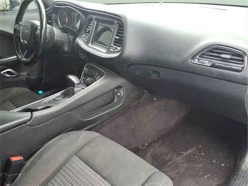 Used 2018 Dodge Challenger SXT image 23