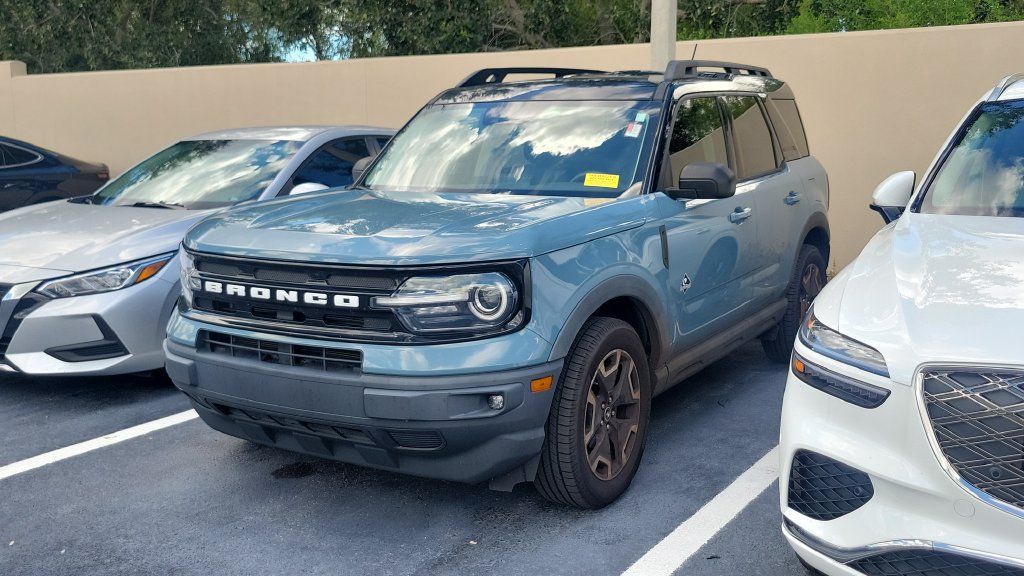 Used 2022 Ford Bronco Sport Outer Banks AWD/4WD image 1