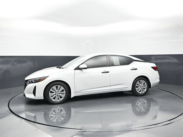Certified 2025 Nissan Sentra S FWD image 3