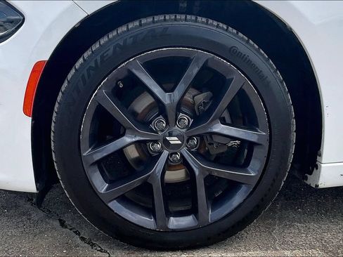 Used 2019 Dodge Charger SXT w/ Blacktop Package RWD image 35