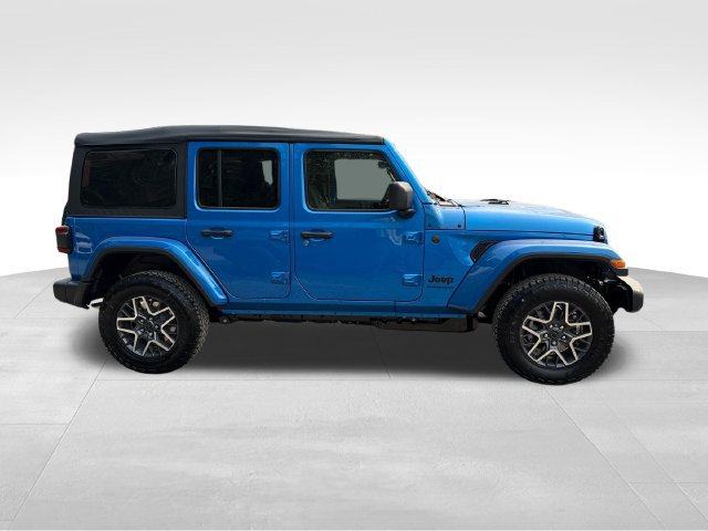 New 2026 Jeep Wrangler Unlimited Sahara AWD/4WD image 8
