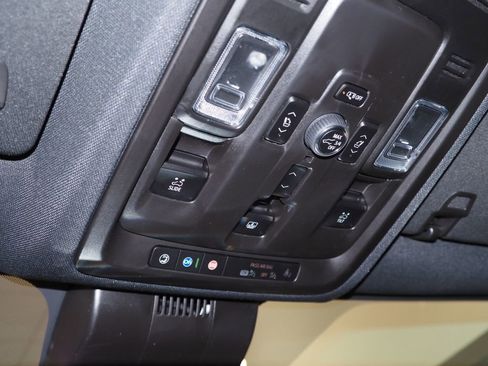 New 2025 Chevrolet Tahoe Premier image 11