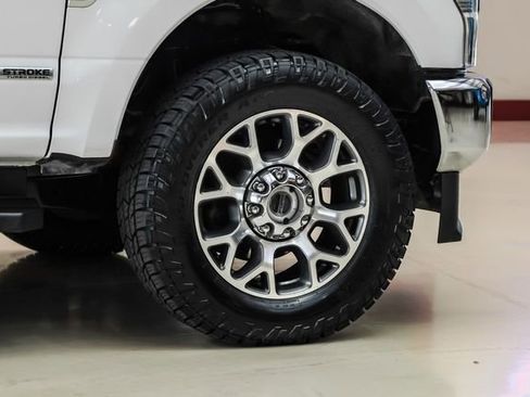 Used 2021 Ford F250 Lariat w/ Lariat Value Package AWD/4WD image 46