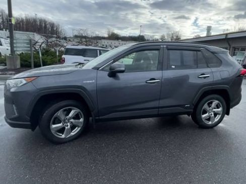 Certified 2019 Toyota RAV4 Limited w/ Carpet Mat Package AWD/4WD image 6