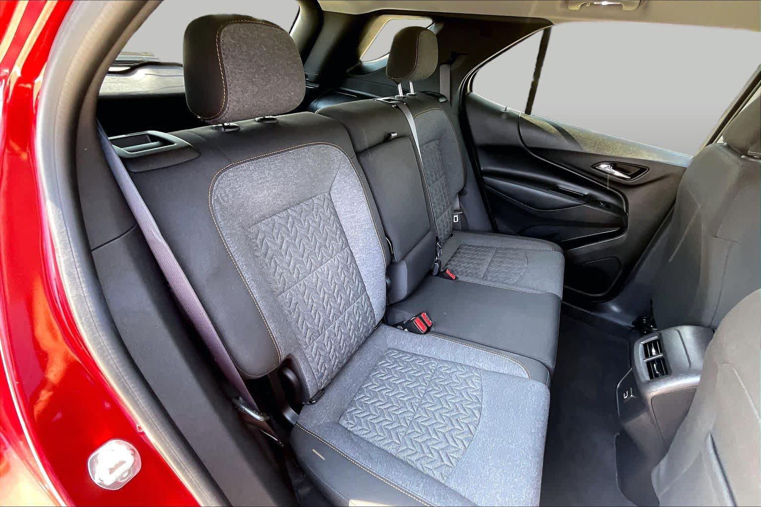 Certified 2024 Chevrolet Equinox LT FWD image 19