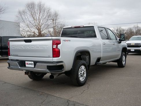 Used 2021 Chevrolet Silverado 2500 LT AWD/4WD image 10