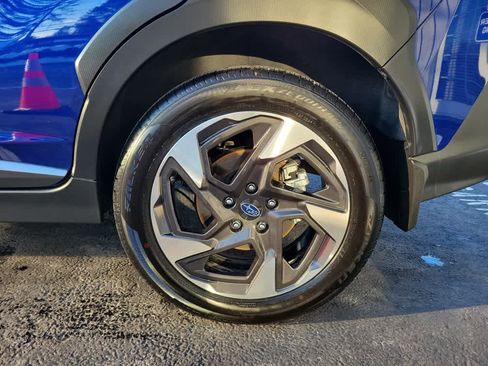 Certified 2025 Subaru Crosstrek 2.5i Limited w/ Crosstrek Mirror Package image 32