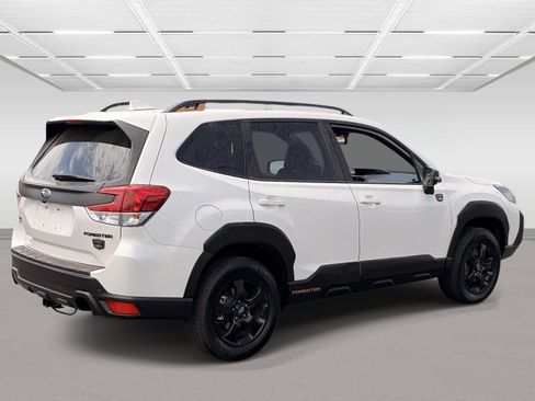 Used 2022 Subaru Forester Wilderness w/ Wilderness Package AWD/4WD image 5