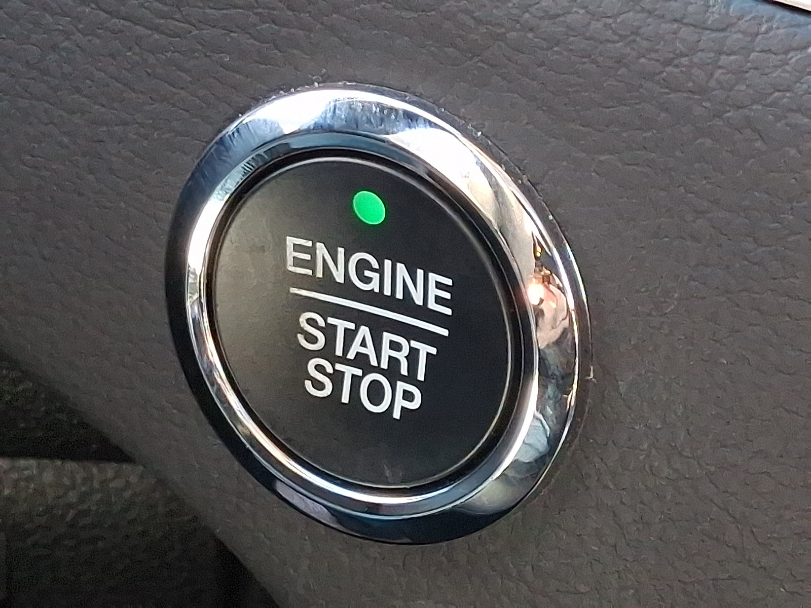 Used 2024 Ford Edge SEL w/ Convenience Package AWD/4WD image 22