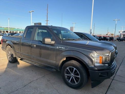 Used 2019 Ford F150 XL w/ Equipment Group 101A Mid image 4