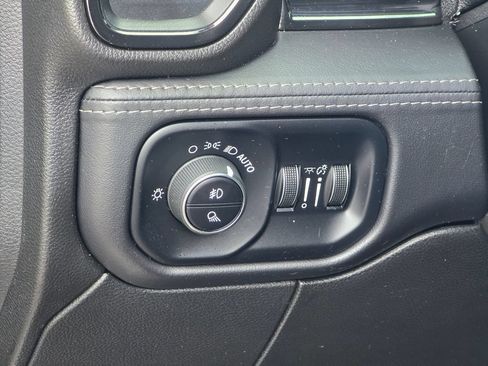 Used 2022 RAM 2500 Limited AWD/4WD image 41