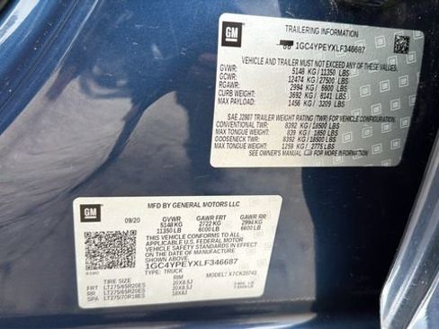 Used 2020 Chevrolet Silverado 2500 LTZ w/ LTZ Plus Package image 31