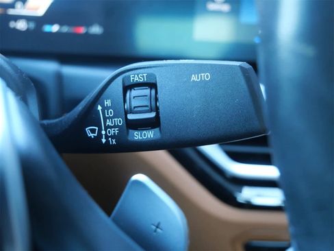 Used 2023 BMW 330i xDrive Sedan image 23