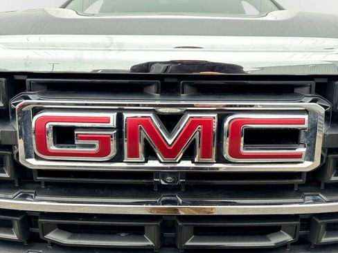 Certified 2025 GMC Acadia Elevation w/ Elevation Premium Package image 31