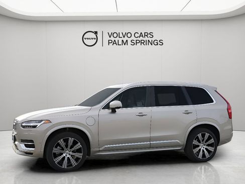 New 2025 Volvo XC90 T8 Plus w/ Protection Package Premier AWD/4WD image 6
