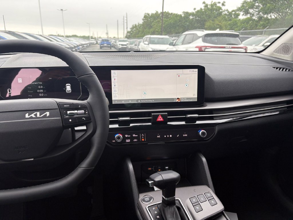New 2026 Kia Sportage SX FWD image 18