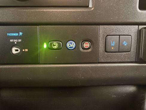 Used 2019 Chevrolet Express 3500 LT w/ LT Preferred Equipment Group image 15