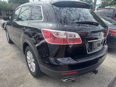 Used 2010 MAZDA CX-9 Touring w/ Moonroof & Bose Audio Pkg FWD image 3