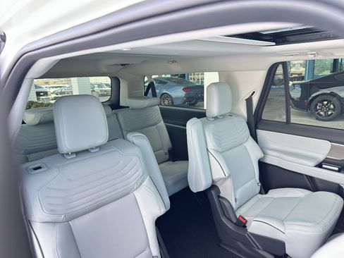 New 2025 Ford Expedition Max Platinum w/ Platinum Ultimate Package image 34