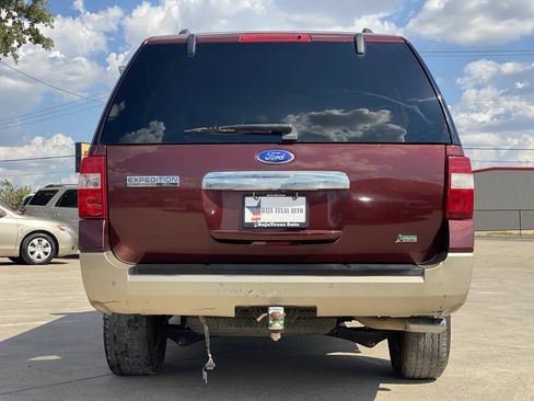 Used 2011 Ford Expedition EL XLT w/ 201A Rapid Spec Order Code RWD image 6