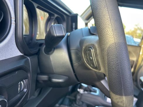 New 2026 Jeep Gladiator Sport AWD/4WD image 35