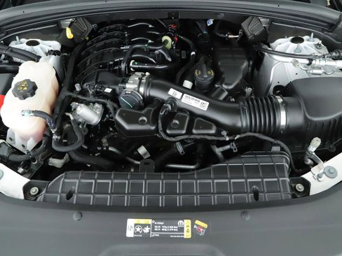 Used 2023 Jeep Grand Cherokee Limited image 14